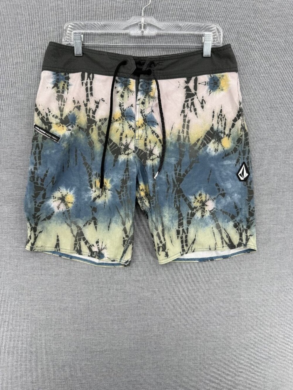 Volcom Mod Batik 19 Board Shorts Mens 32 8" Swim Trunks Drawstring Grunge